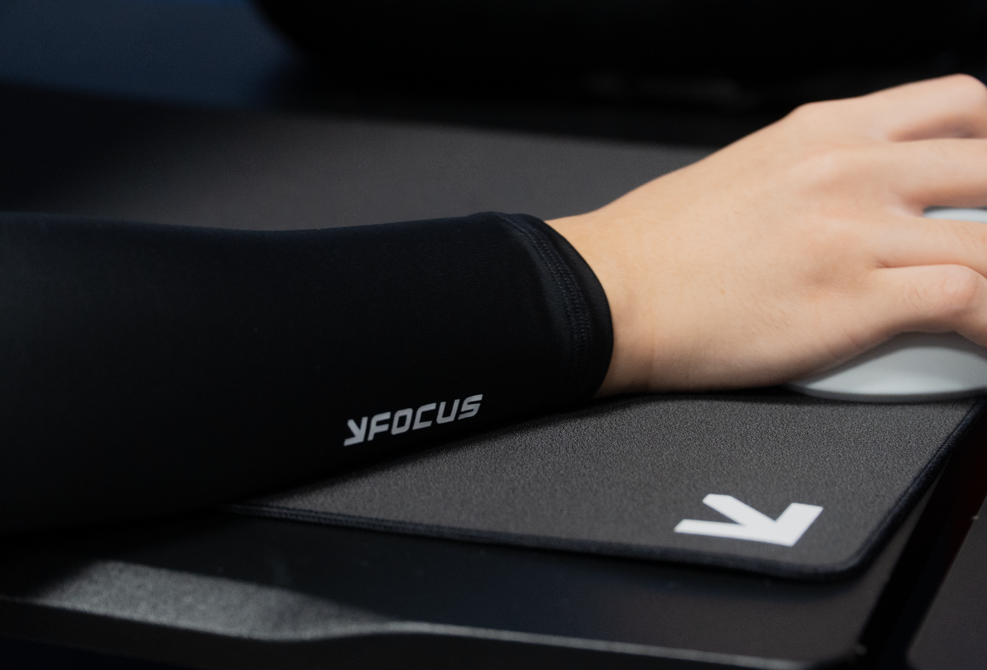 Focus "Pro" Arm Sleeve - Speed